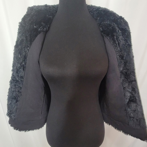 A/X Armani Exchange Black Faux Fur Zip Front Vest Cotton Lined - Size S - Picture 6 of 12